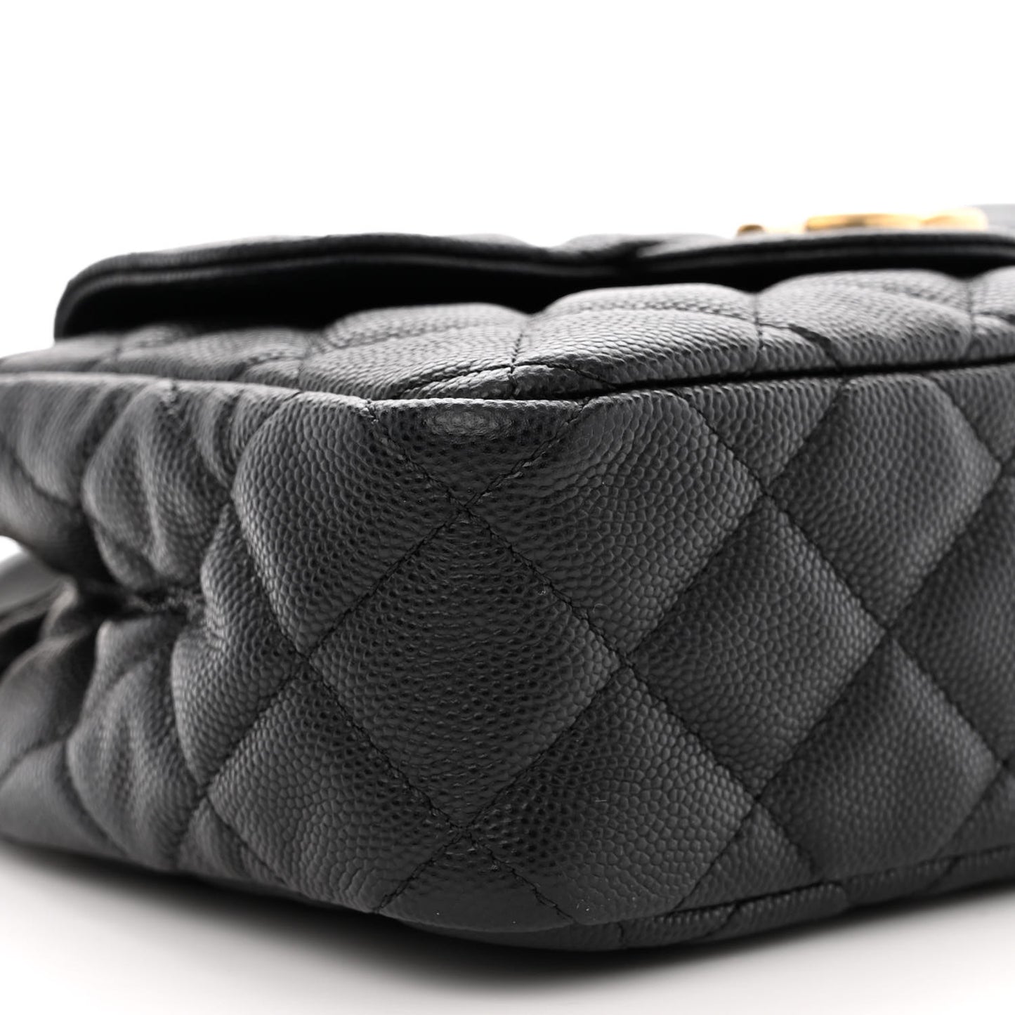 Caviar Quilted Small Wavy CC Hobo Black