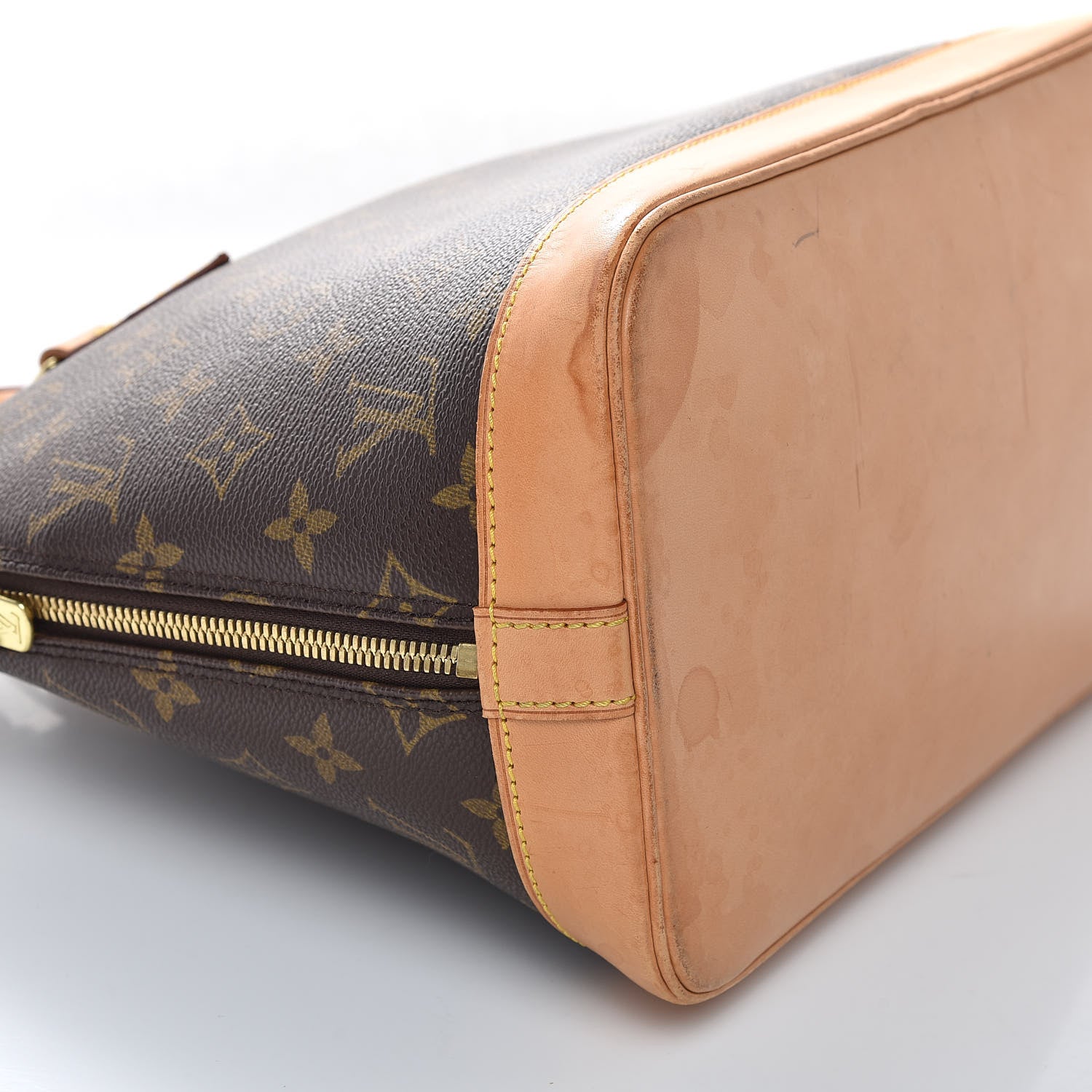 Louis Vuitton Monogram Alma PM 6 of 20