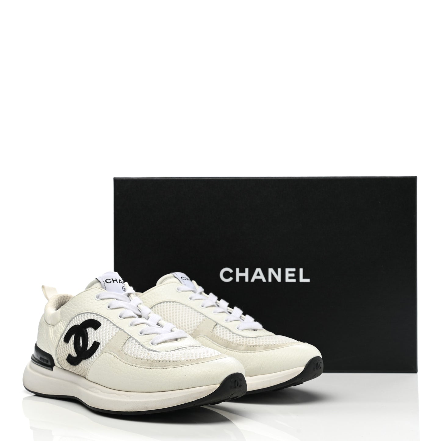 Calfskin Mesh Lycra Suede Womens Logo Sneakers 39 White