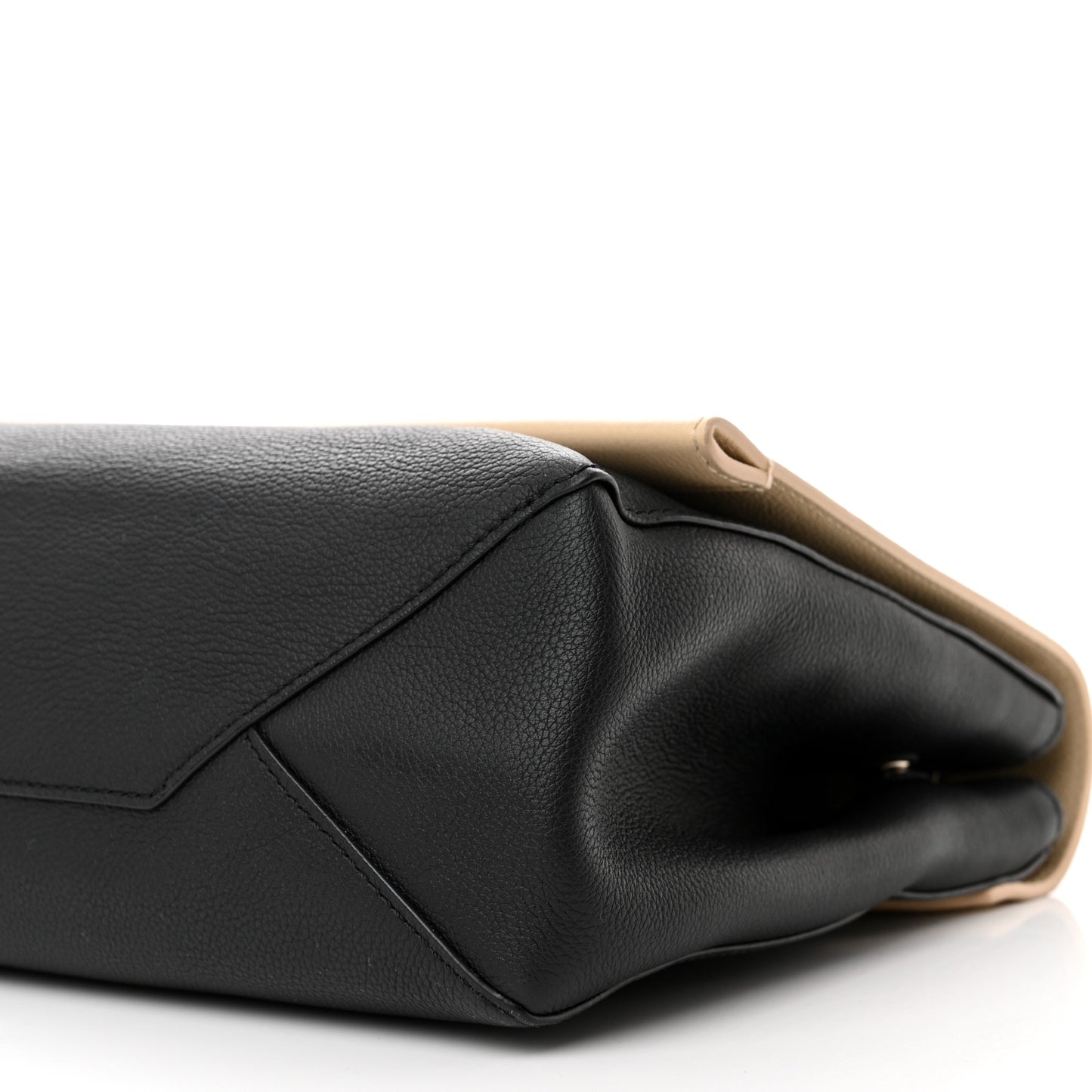 Soft Calfskin Lockme II Top Handle Vanille Black