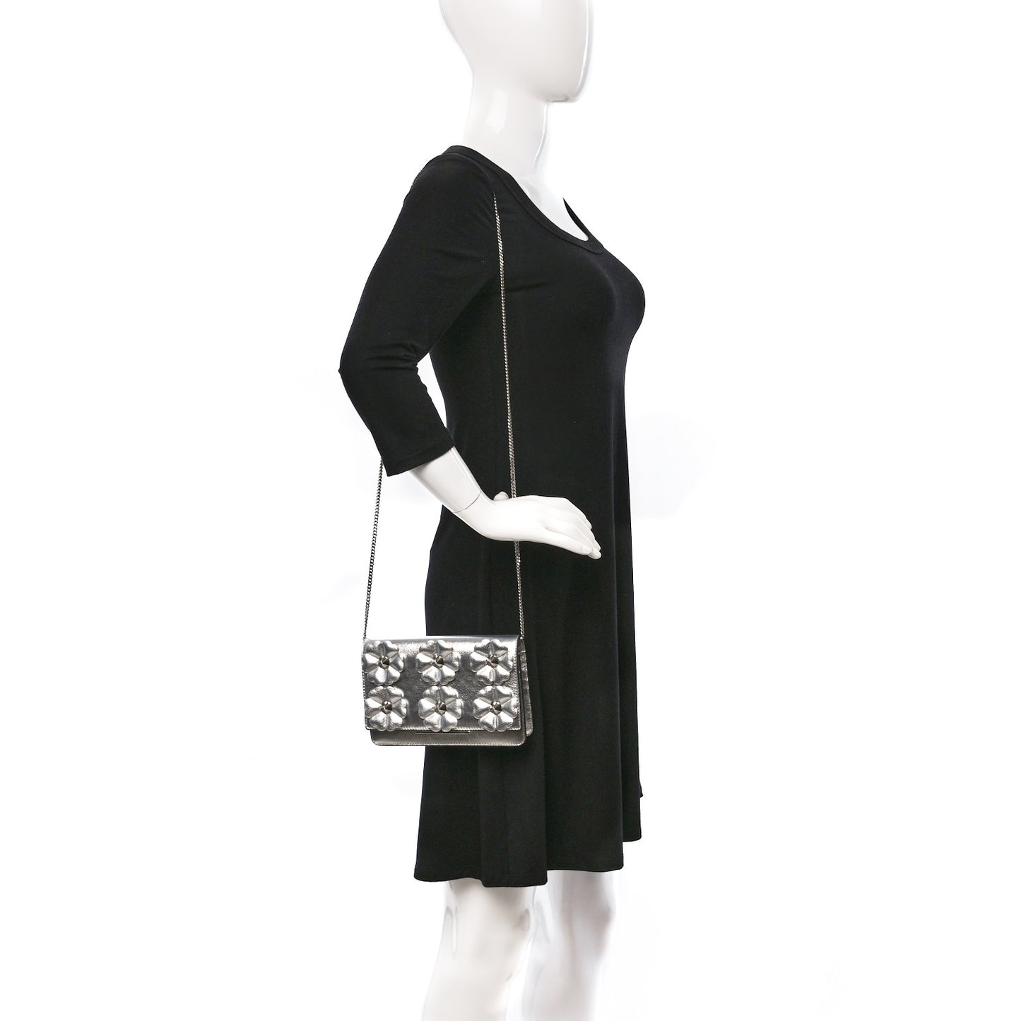 Vitello Catalan Mirror Flowerland Tube Wallet On Chain Argento