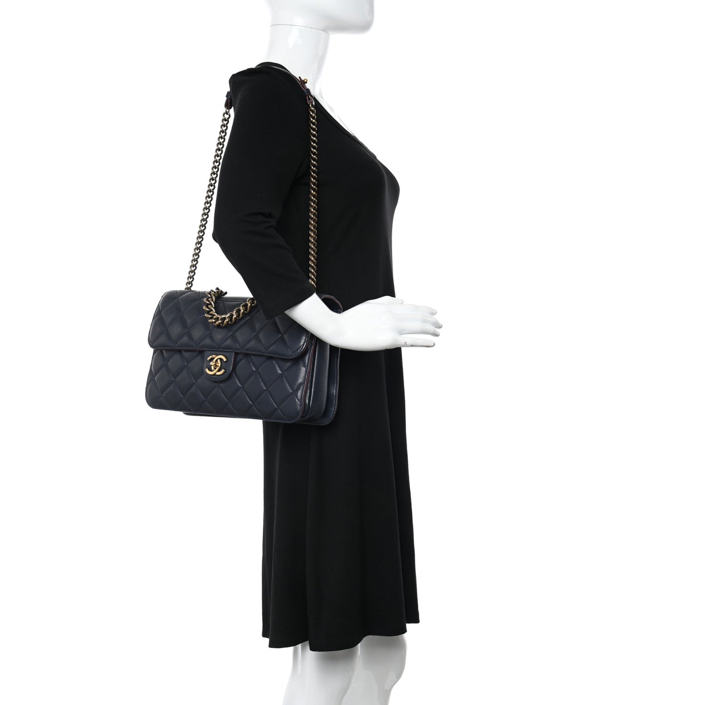 Calfskin Quilted Large Perfect Edge Flap Navy