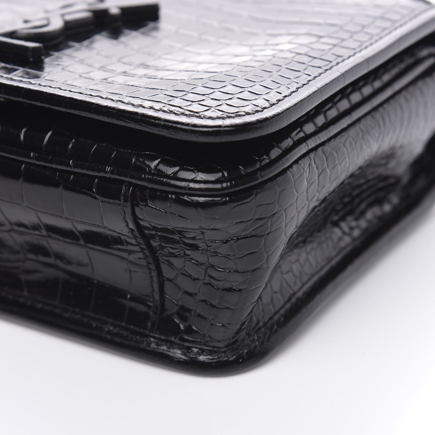 Crocodile Embossed Lambskin Matelasse Monogram Niki Chain Wallet Black