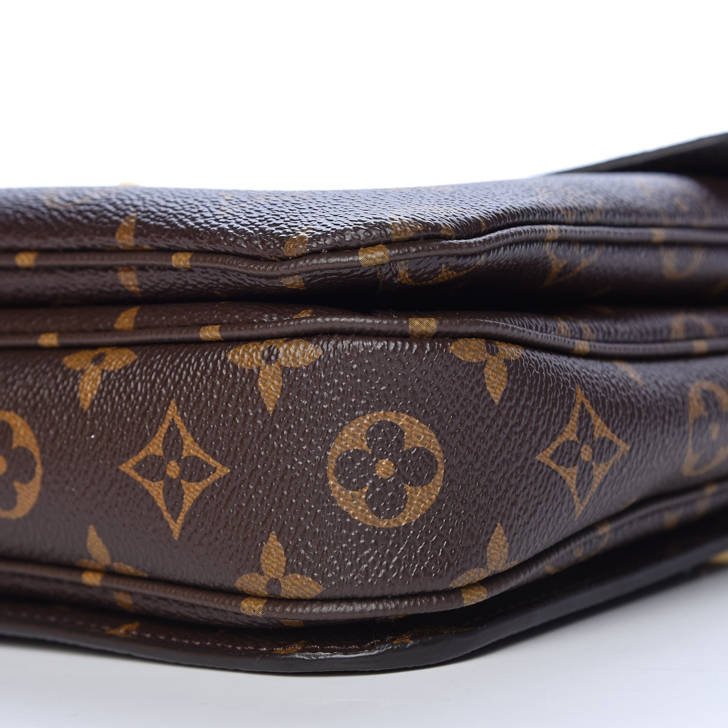 Louis Vuitton Monogram Pochette Metis 9 of 11