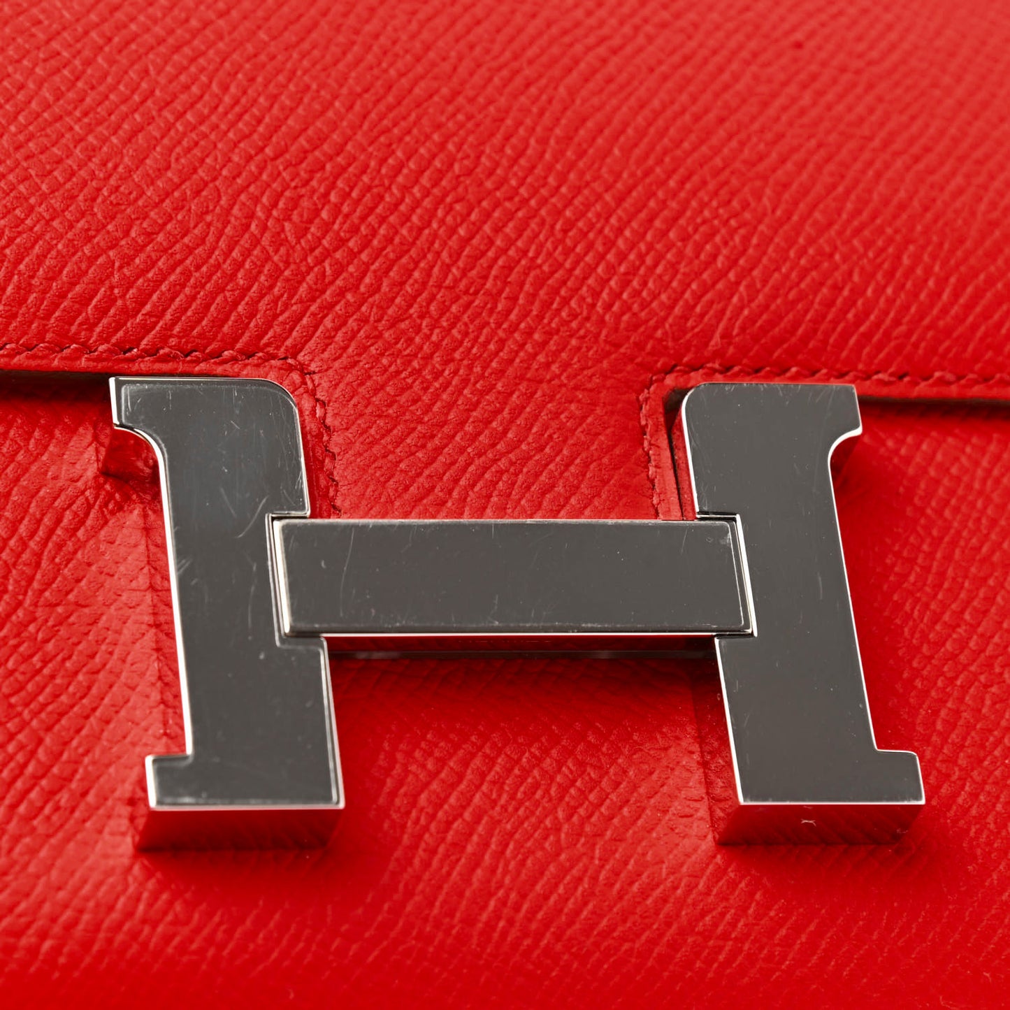 Epsom Constance 18 Rouge de Coeur