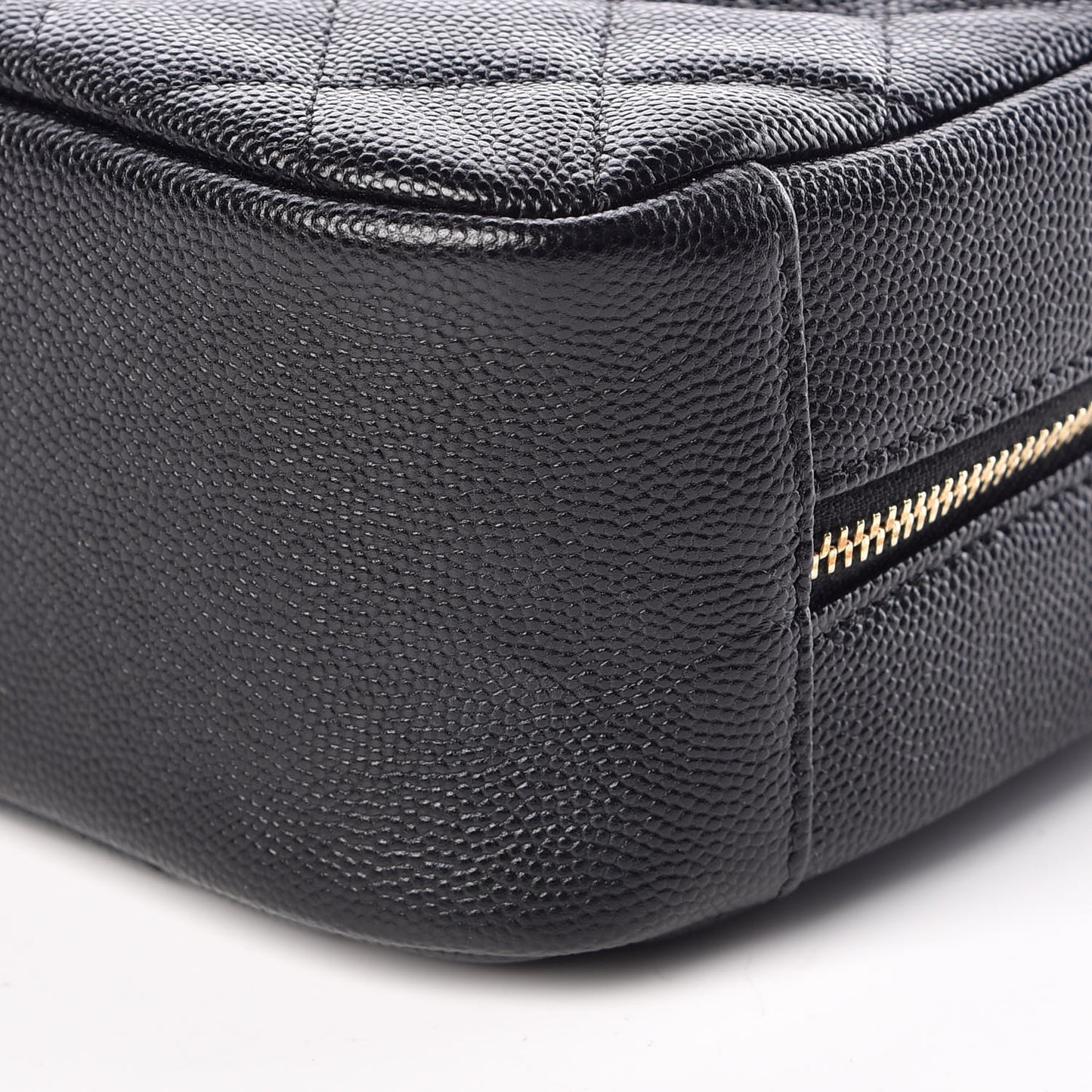 Caviar Quilted Curvy Pouch Cosmetic Case Black