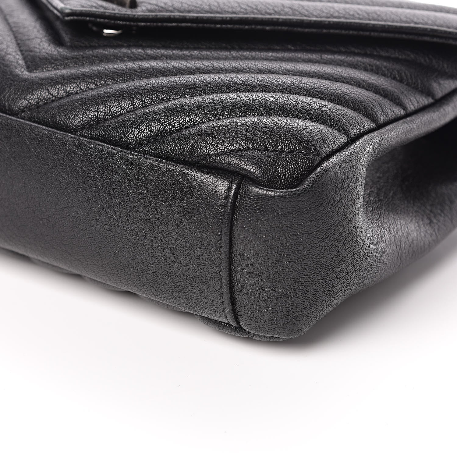Saint Laurent Sheepskin Matelasse Chevron Monogram Medium College Bag Black 9 of 18