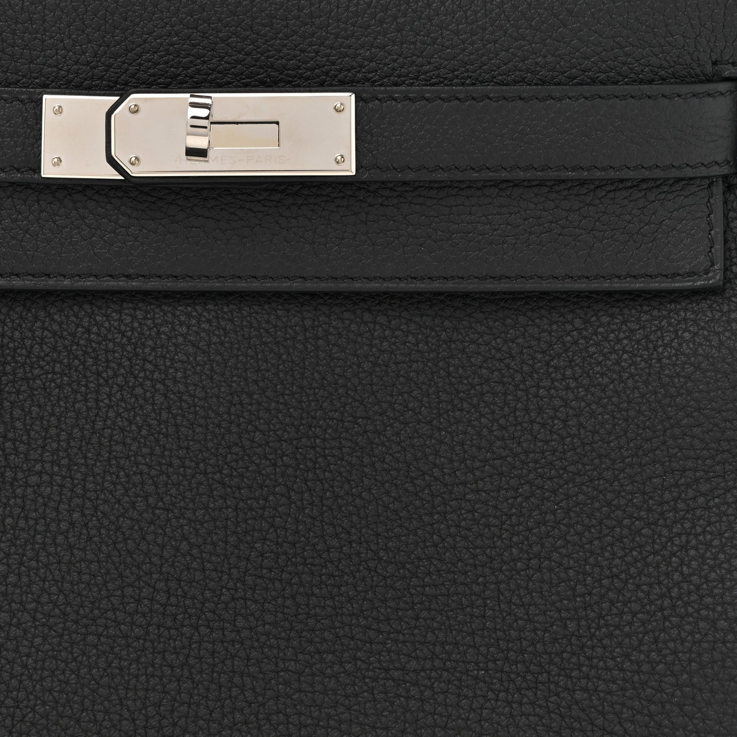 Togo Kelly Retourne 28 Black