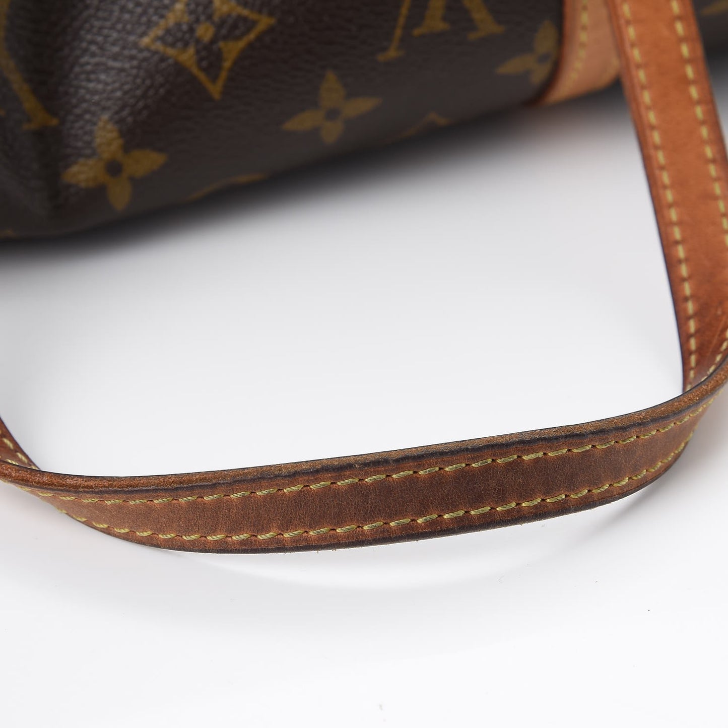Monogram Papillon 26