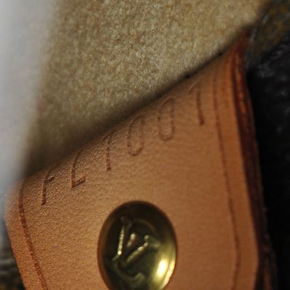 Louis Vuitton Monogram Luco 7 of 7