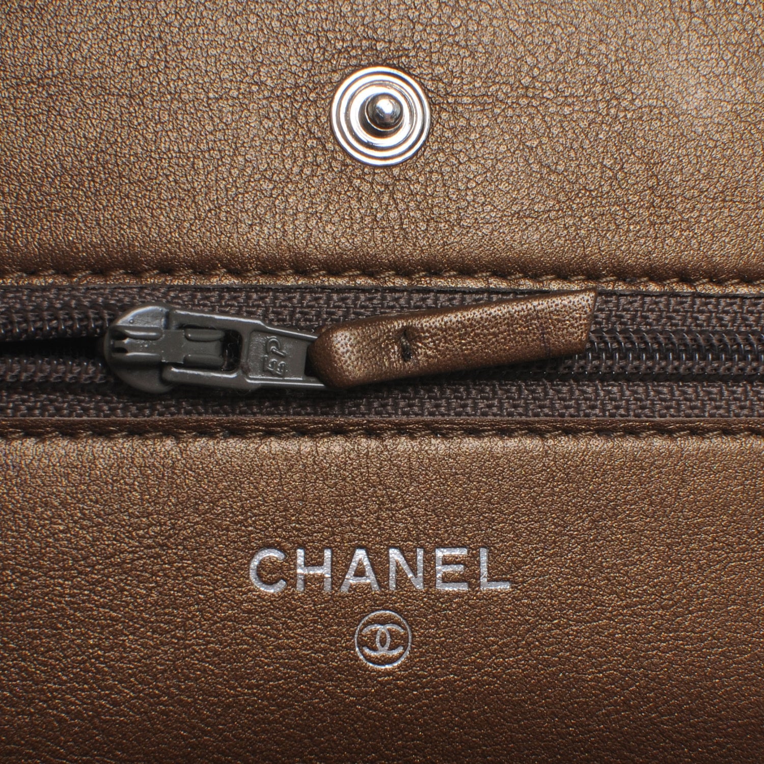 Chanel Caviar Wallet on Chain WOC Metallic 4 of 6