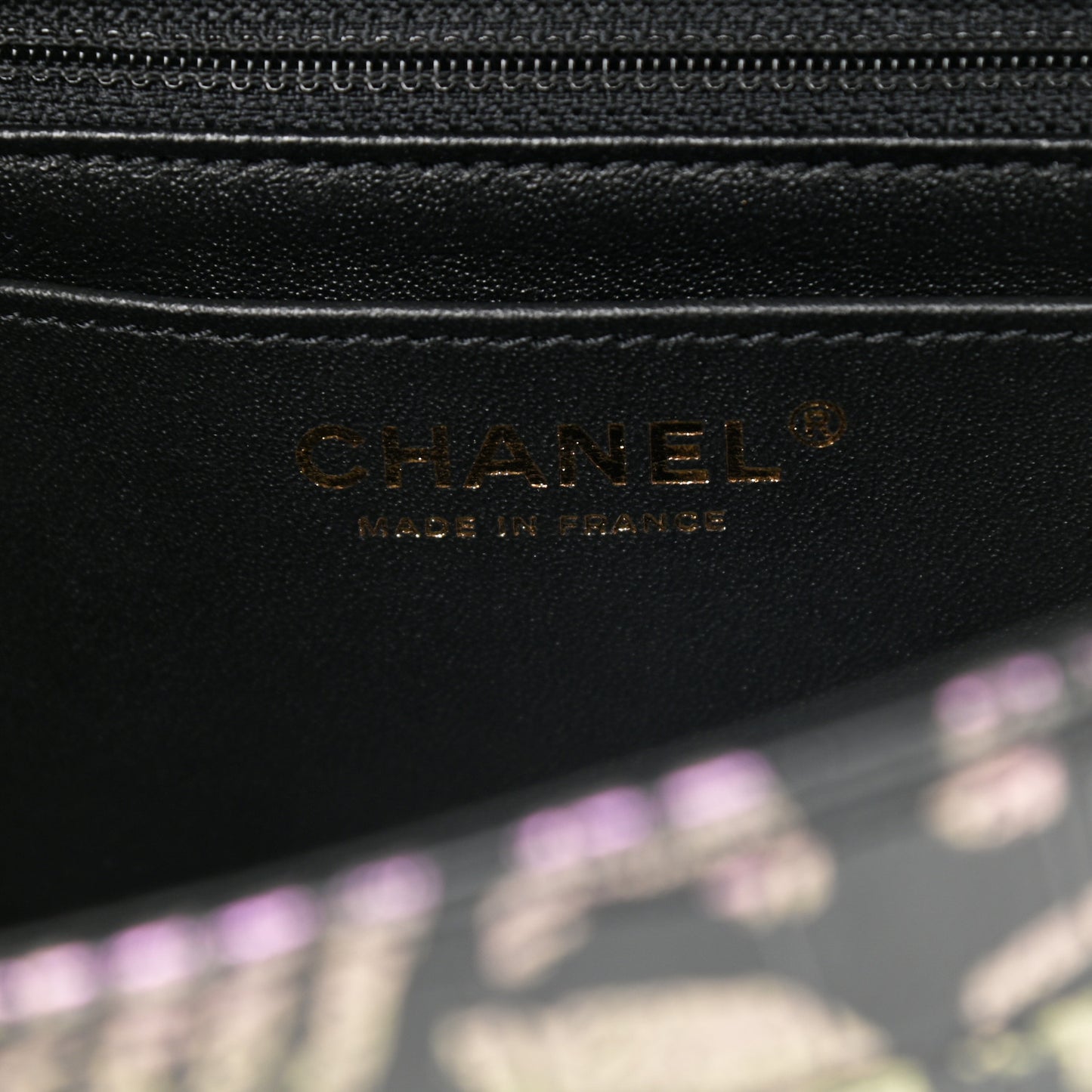 Calfskin Crocodile Embossed Graffiti 2.55 Mini Cocodile Reissue Flap Black Pink