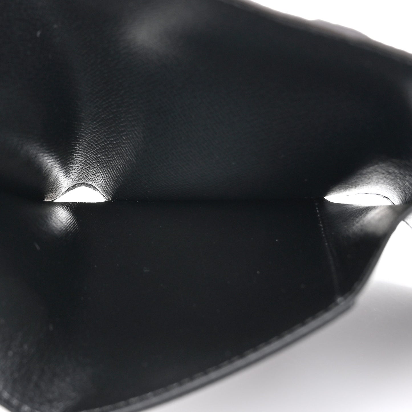 Reverse Monogram Victorine Wallet