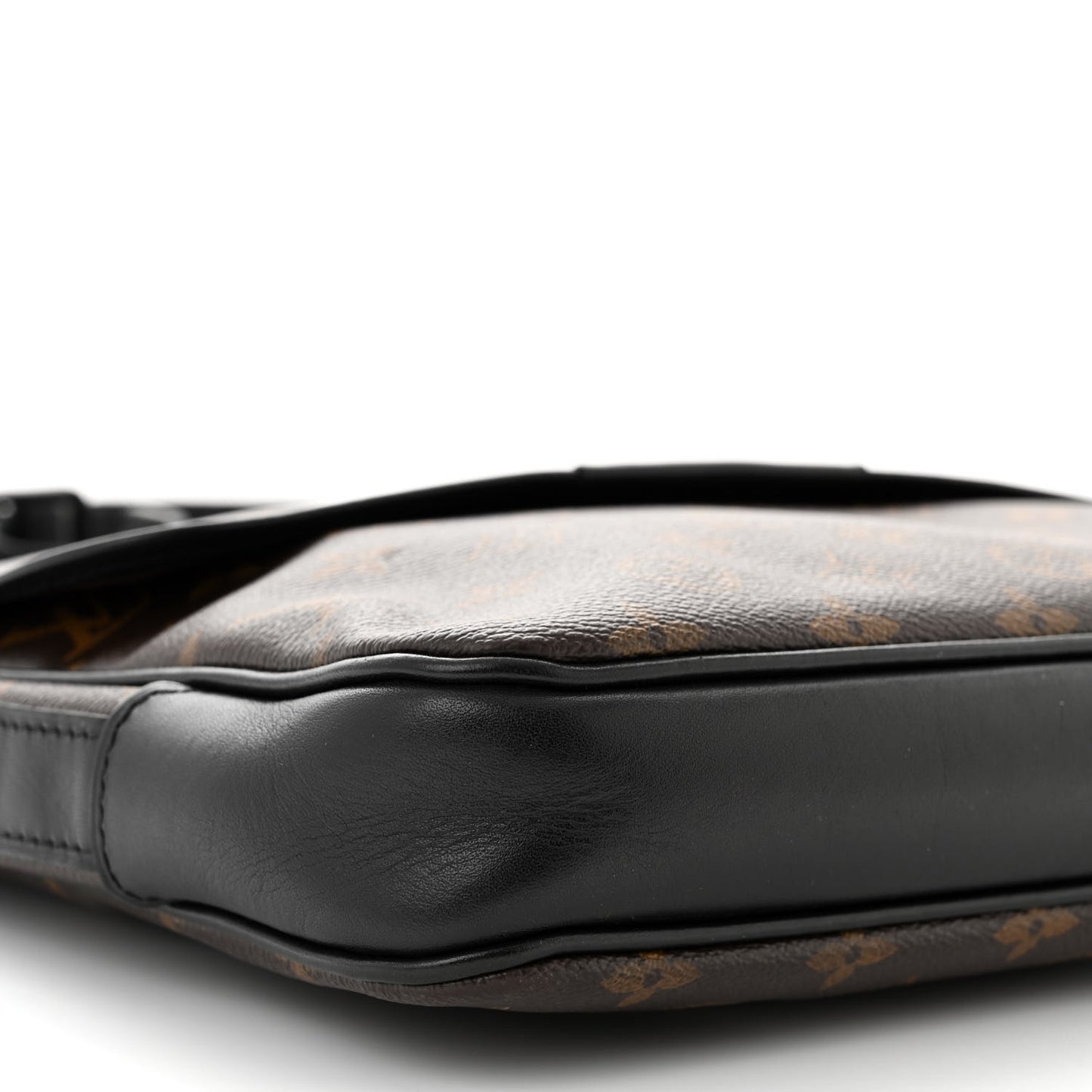 Monogram Macassar Bass MM