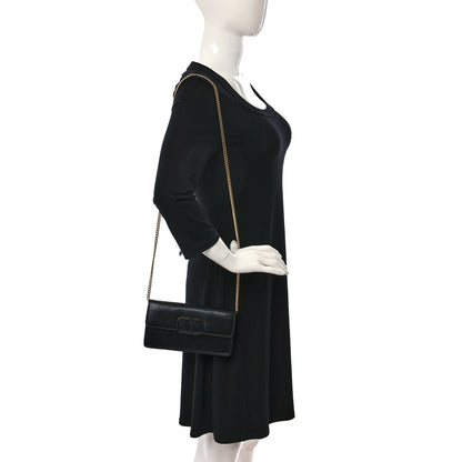 Valentino Garavani Calfskin VSling Wallet On Chain Black 2 of 8