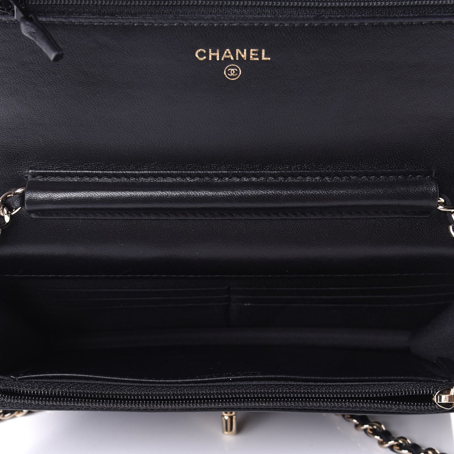 Patent Quilted Wallet On Chain WOC Black