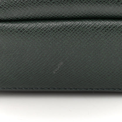 Louis Vuitton Taiga Avenue Sling Bag Epicea 10 of 12