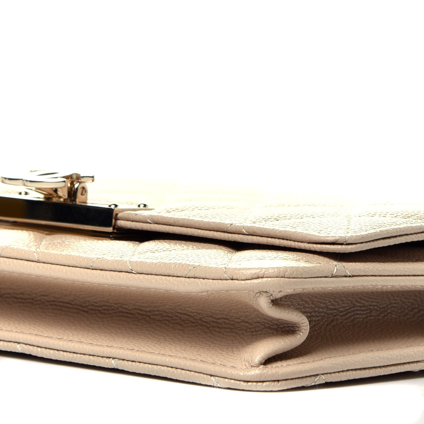 Caviar Quilted Golden Class Wallet On Chain WOC Light Beige