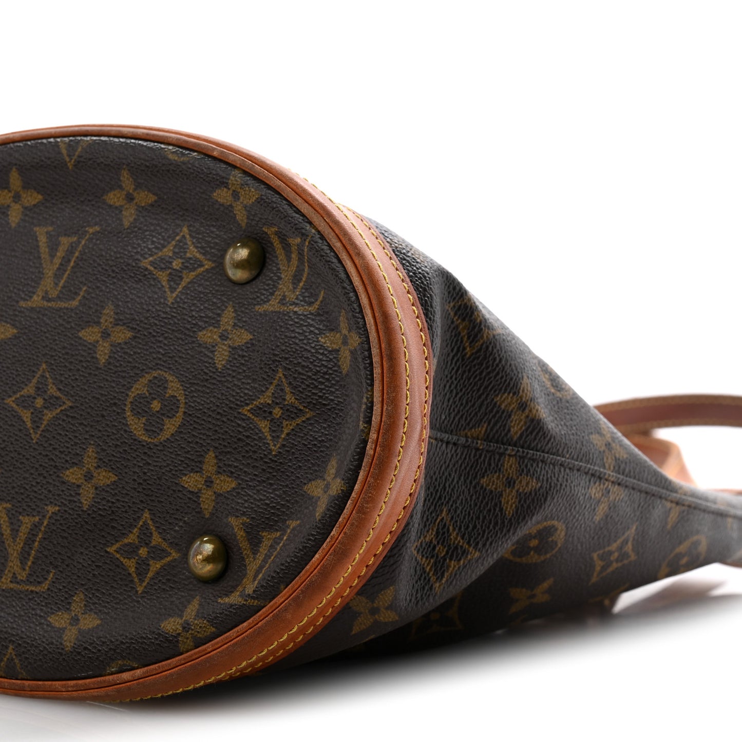 Monogram Petit Bucket 23