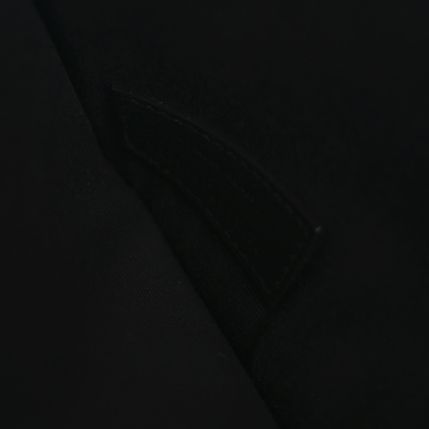 Saint Laurent Grain De Poudre Uptown Pouch Black 7 of 10