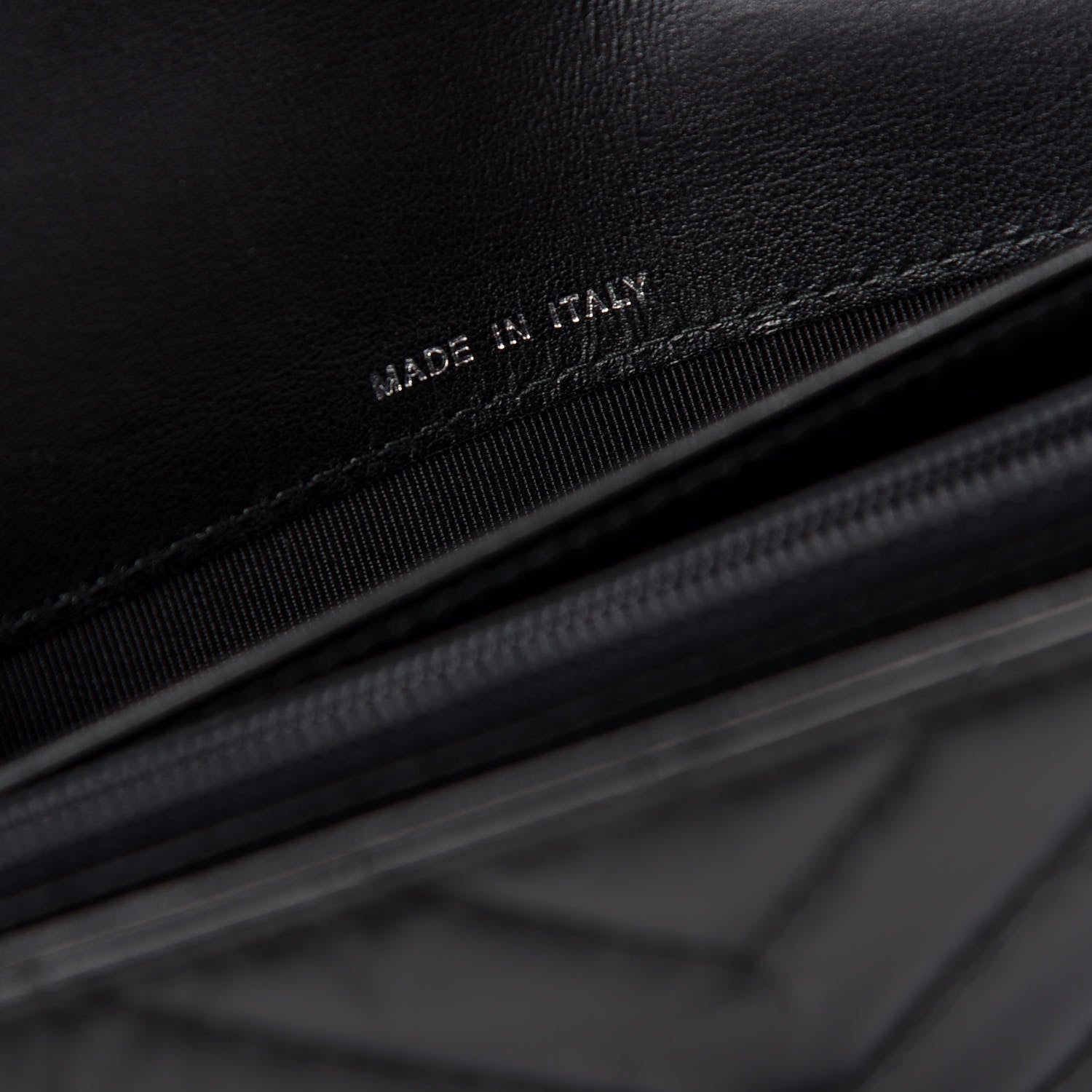 Chanel Aged Calfskin Chevron Quilted 2.55 Reissue Flap Wallet So Black 7 of 9