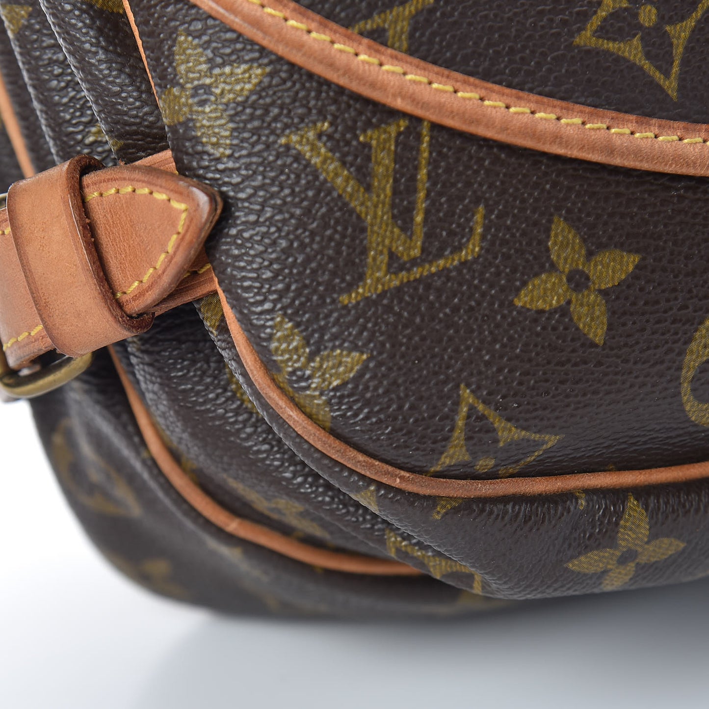 Monogram Saumur 30