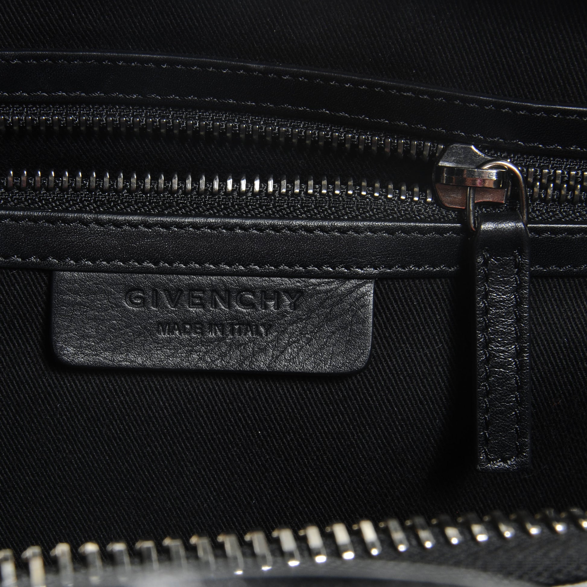 Givenchy Shiny Lord Calfskin Medium Antigona Black 6 of 10