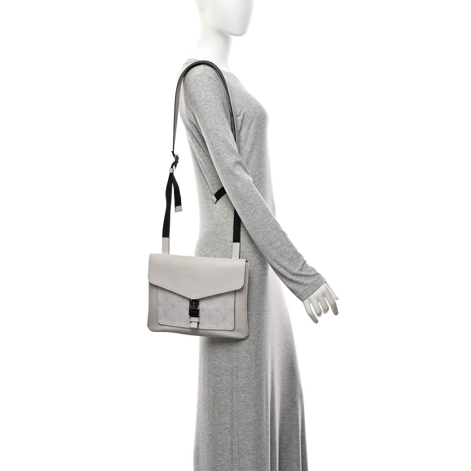 Louis Vuitton Taigarama Outdoor Flap Messenger White 2 of 10