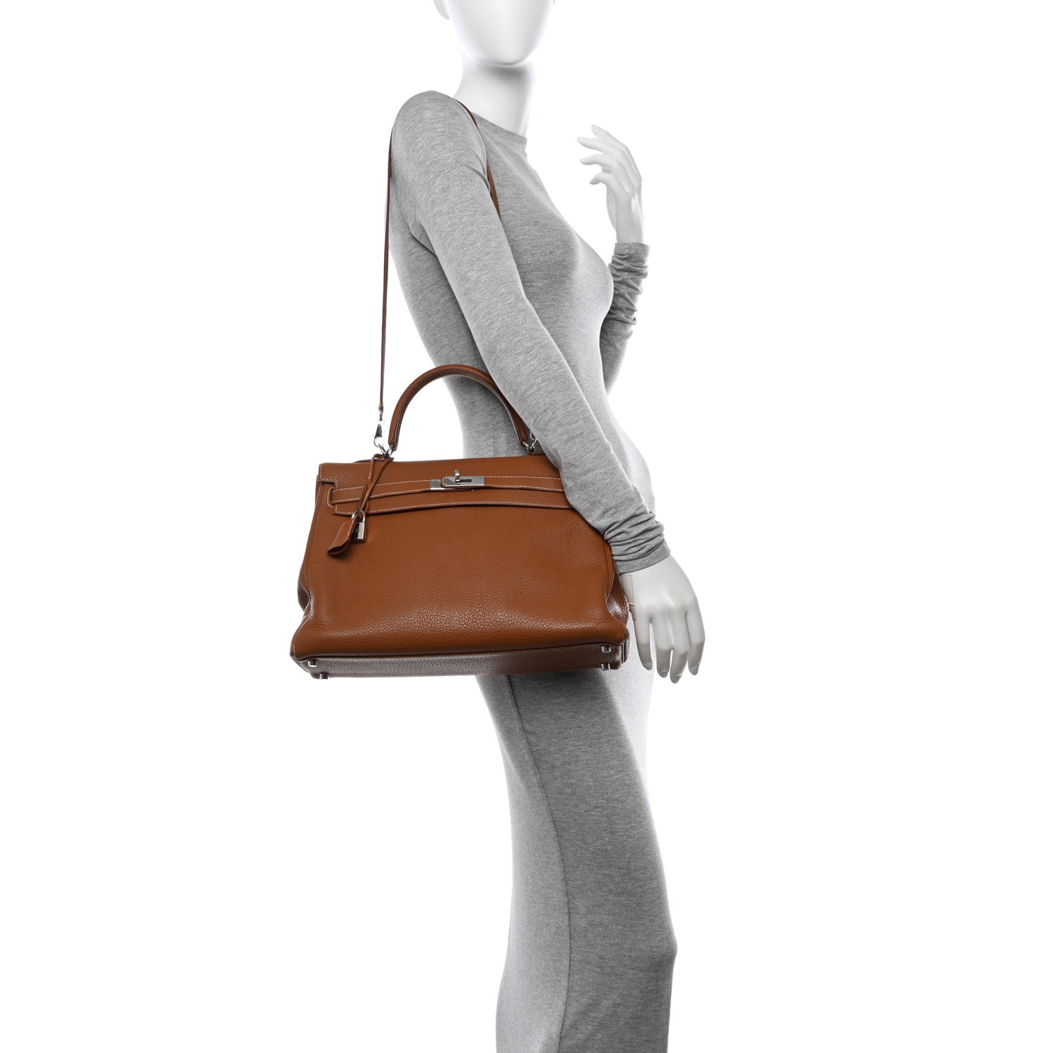 Hermes Taurillon Clemence Kelly Retourne 35 Gold 2 of 19