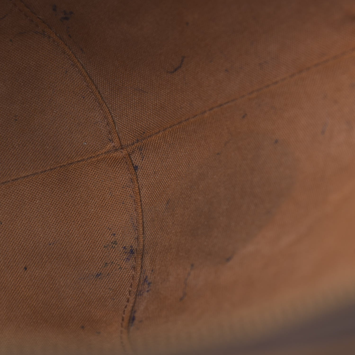 Louis Vuitton Monogram Ellipse MM 14 of 17