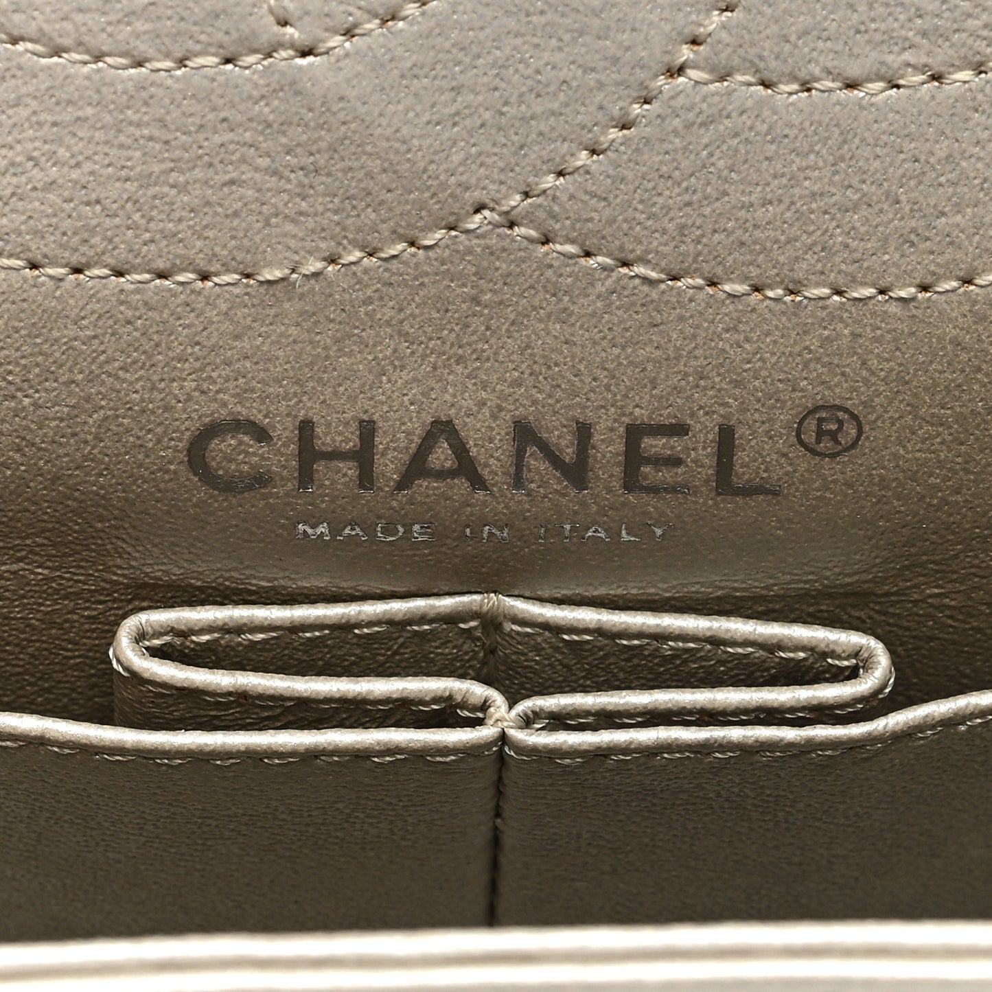 Metallic Aged Calfskin Quilted 2.55 Reissue 226 Flap Pale Gold
