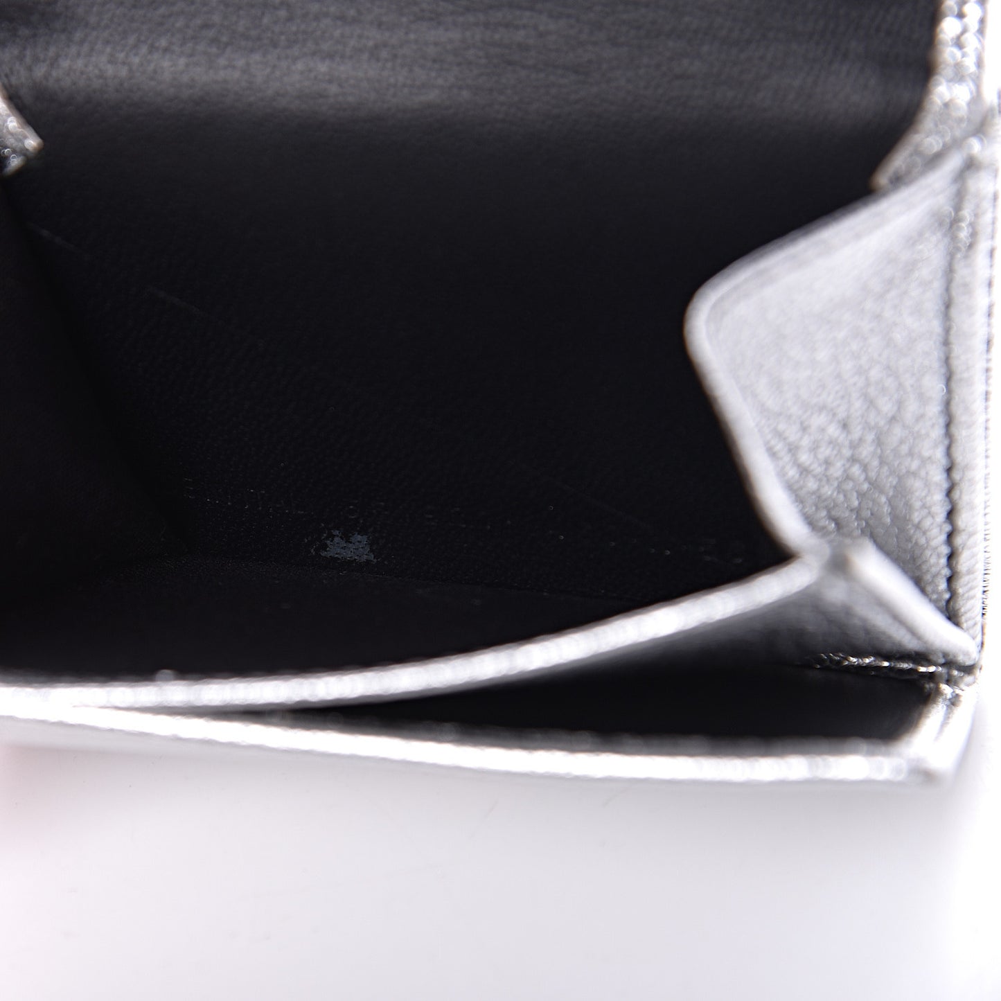 Metallic Goatskin Logo Mini Everyday Wallet Argent Black