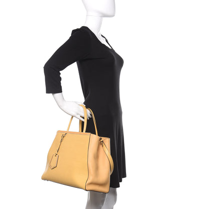 Fendi Vitello Elite Flamingo Regular 2Jours Tote Giallo Alchemy 3 of 15