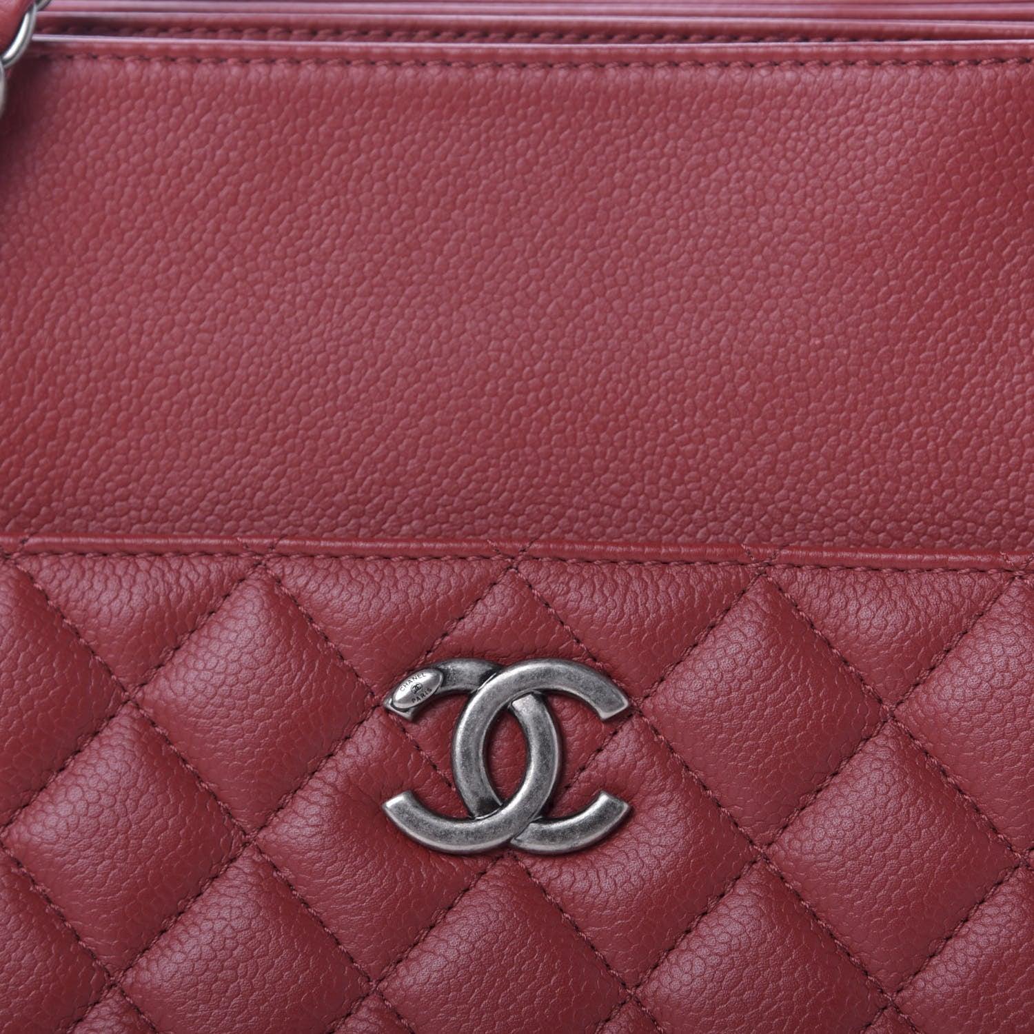 Chanel Caviar Quilted Large Zipped Shopping Tote Red 13 of 14