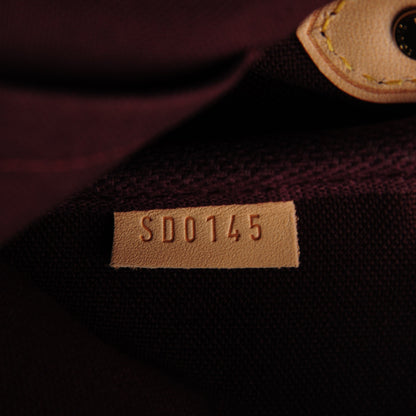Louis Vuitton Monogram Favorite PM 7 of 8