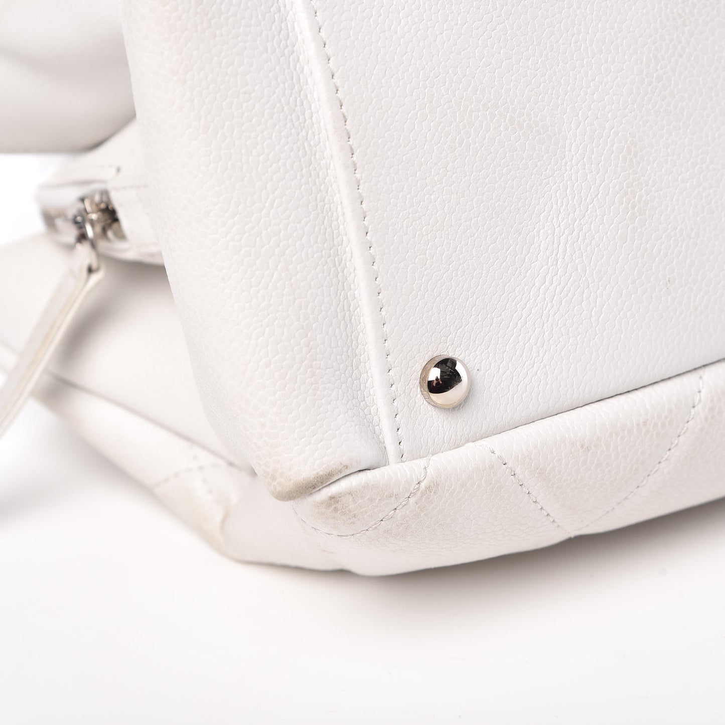 Soft Caviar Quilted CC Timeless Tote White