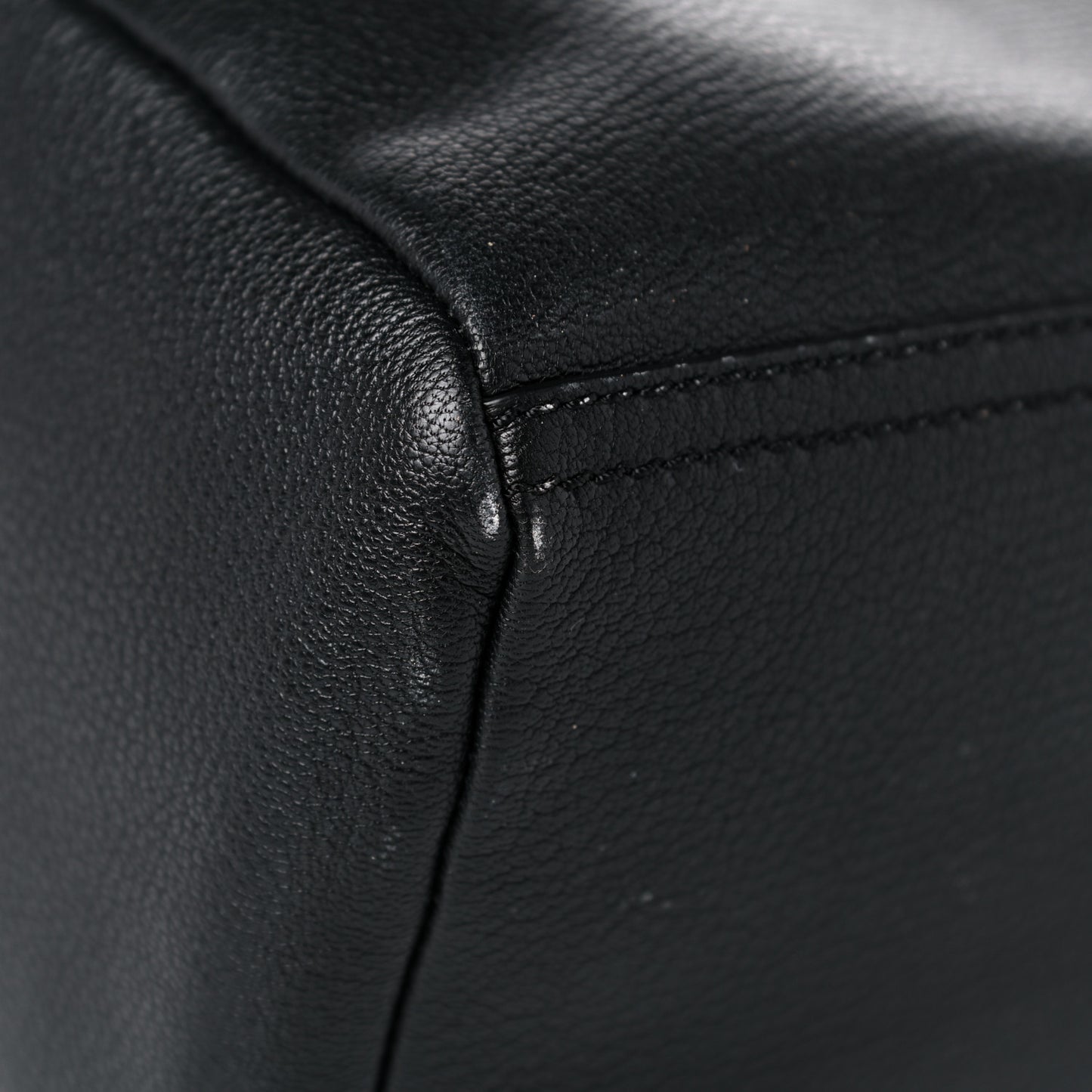 Sugar Goatskin Small Pandora Black