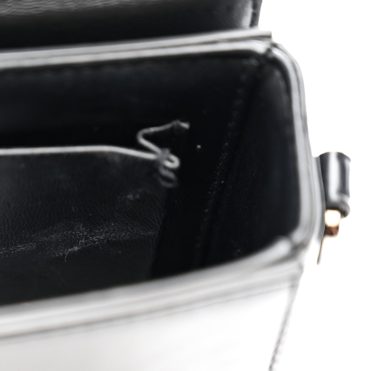 Box Calfskin 30 Montaigne Box Bag Black