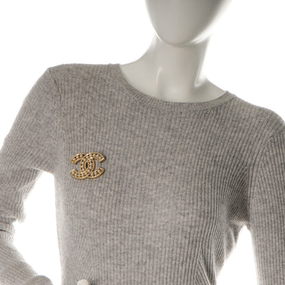 Chanel Pearl CC Brooch Gold 2 of 4