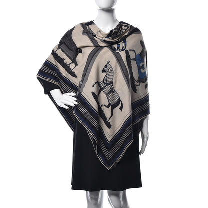Hermes Cashmere Silk Couvertures Et Tenues de Jour Shawl 140 2 of 6