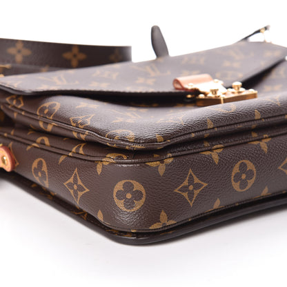 Louis Vuitton Monogram Pochette Metis 7 of 9