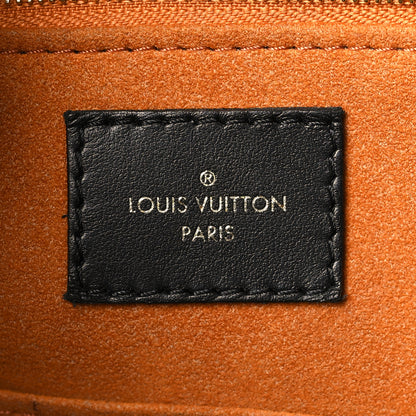 Louis Vuitton Empreinte Monogram Giant Onthego MM Black 6 of 12