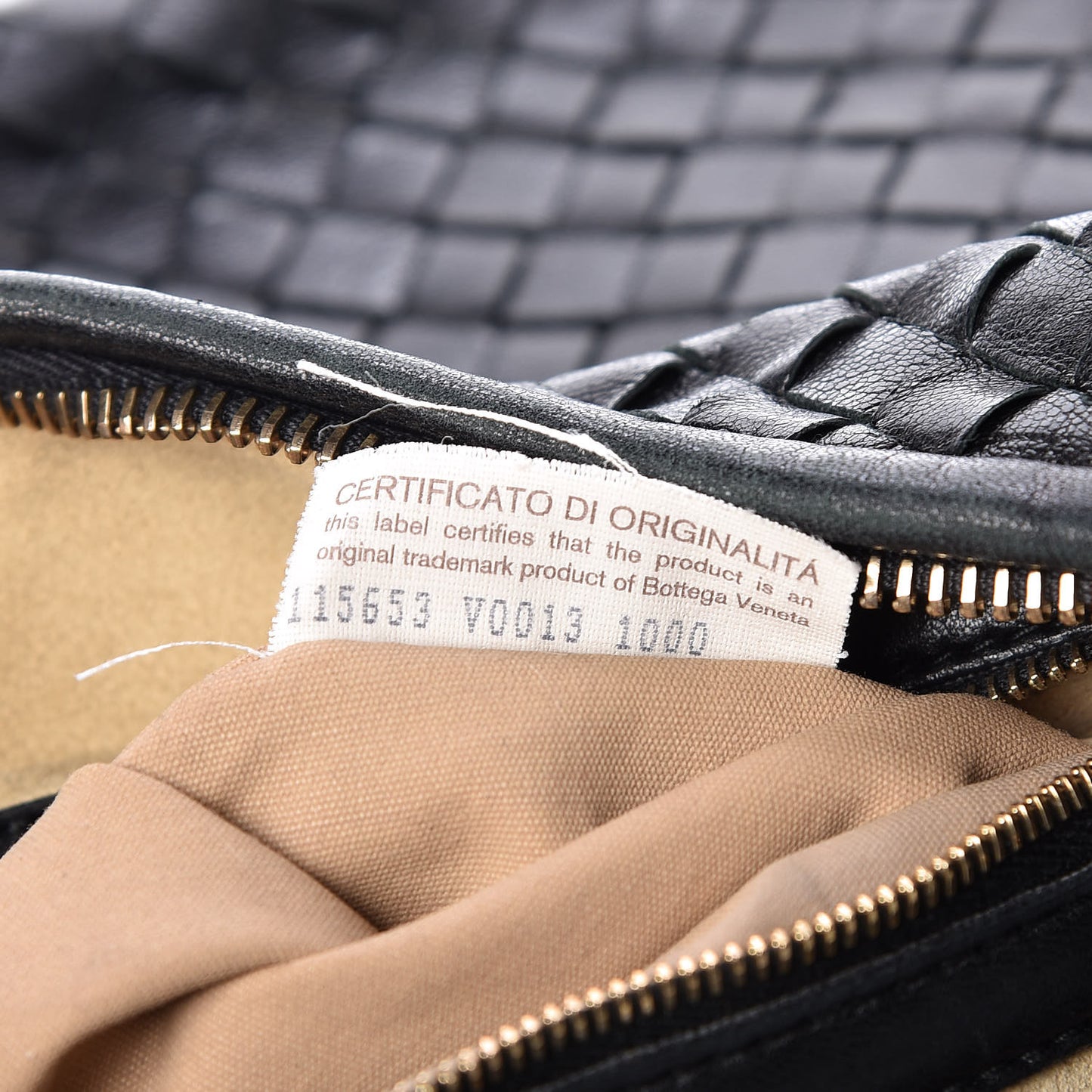 Nappa Intrecciato Medium Veneta Hobo Black