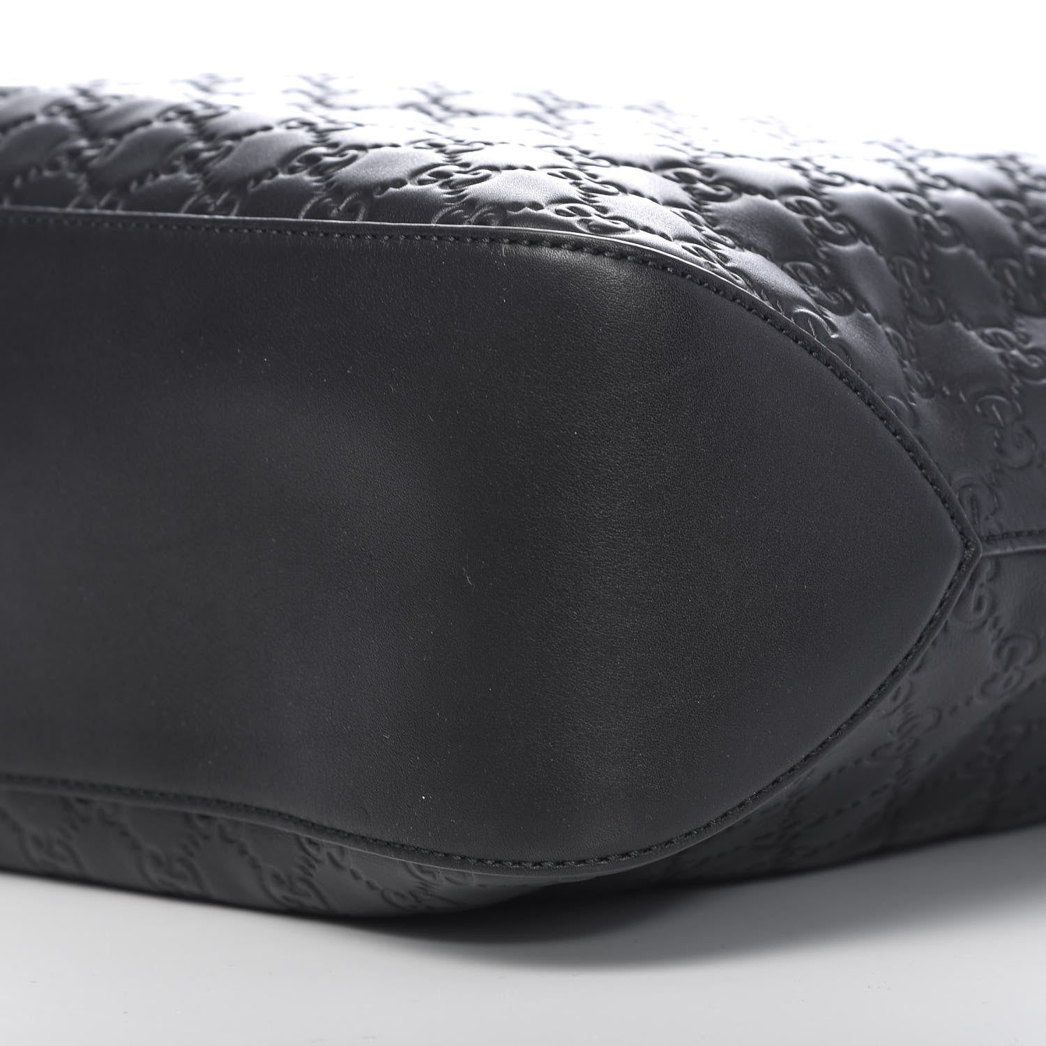 Gucci Guccissima Signature Large Linea A Hobo Black 9 of 10
