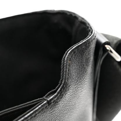 Louis Vuitton Monogram Eclipse District MM 10 of 12