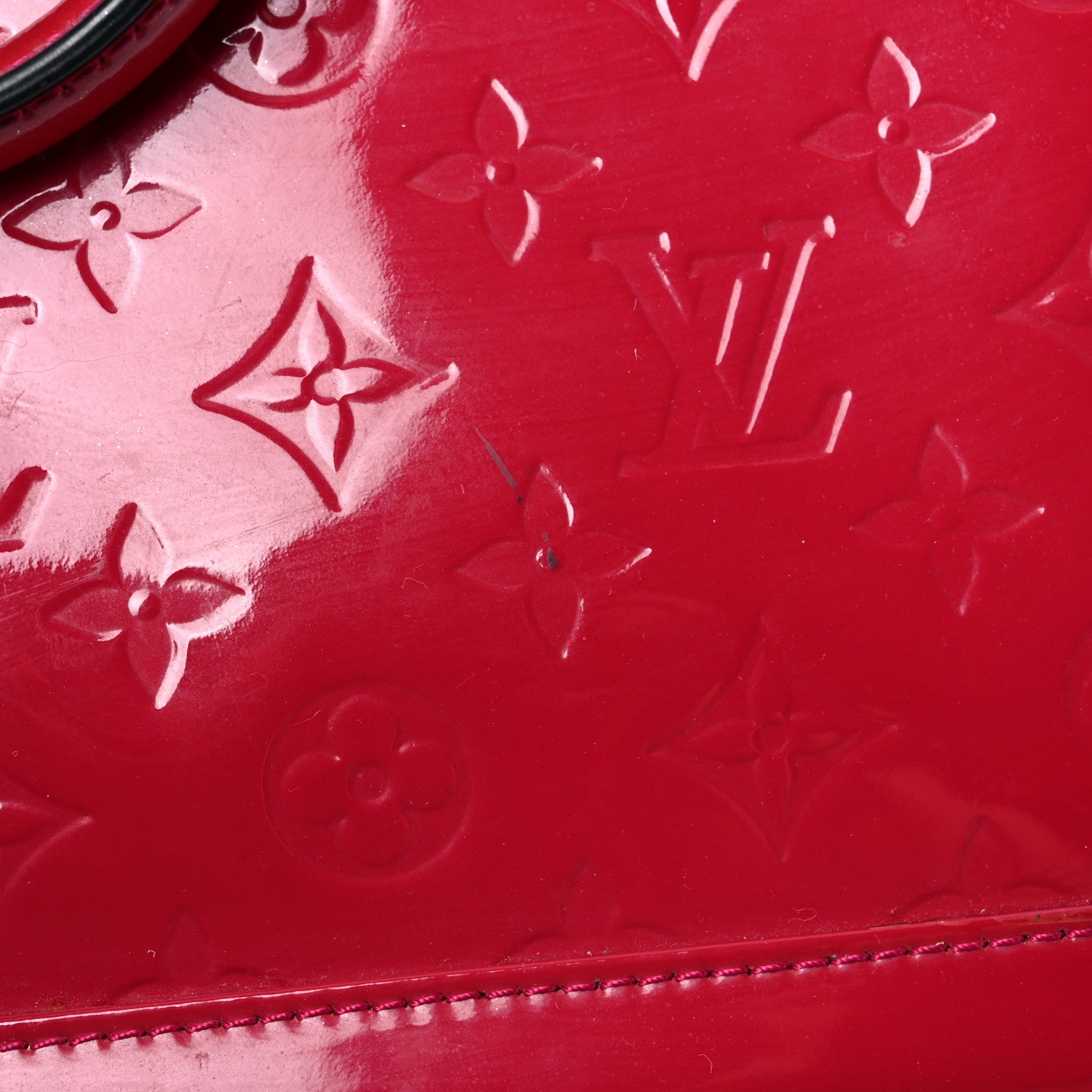 Louis Vuitton Vernis Alma PM Rose Indien 30 of 32