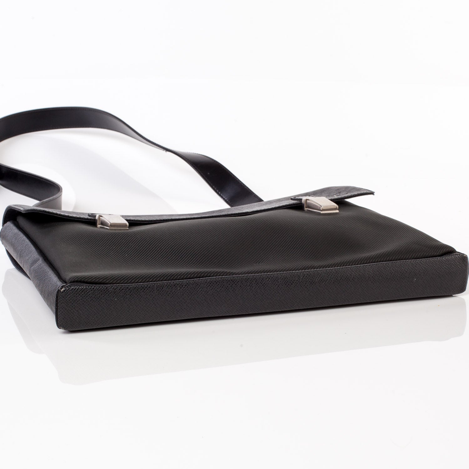 Louis Vuitton Taiga Saratov GM Ardoise 5 of 10