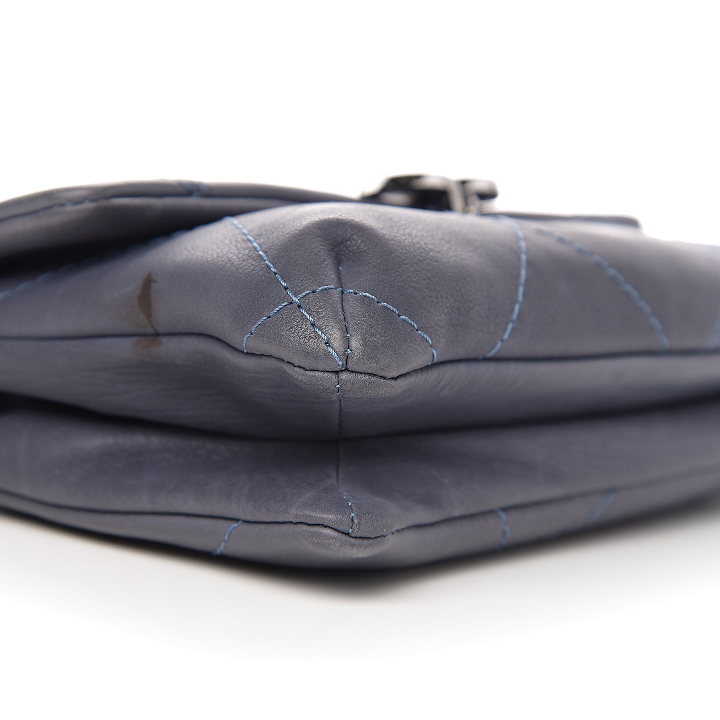 Washed Calfskin Diamond Stitch Hamptons Clutch With Chain Blue