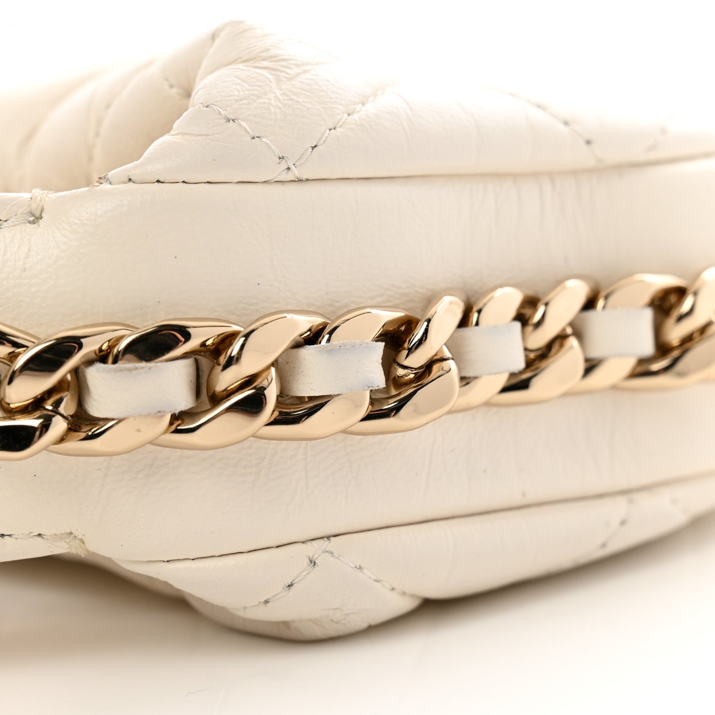 Lambskin Quilted Chain Around Pouch Hobo White