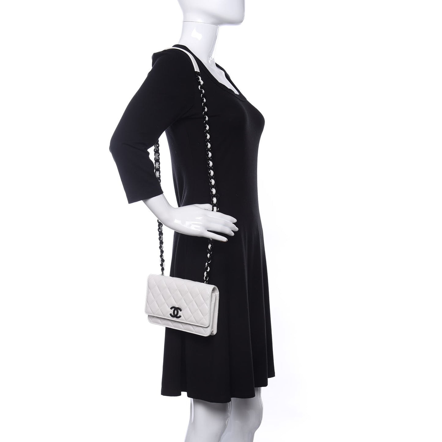 Caviar Quilted My Everything Wallet On Chain WOC White